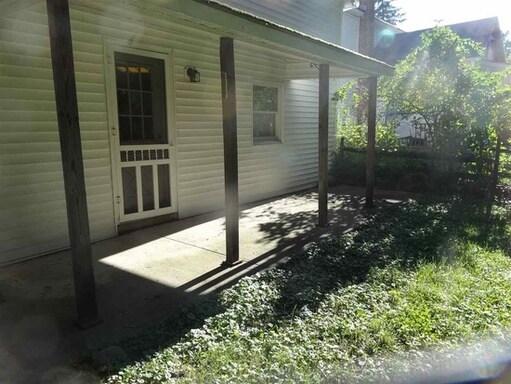 Building Photo - 471 Kenwood Ave