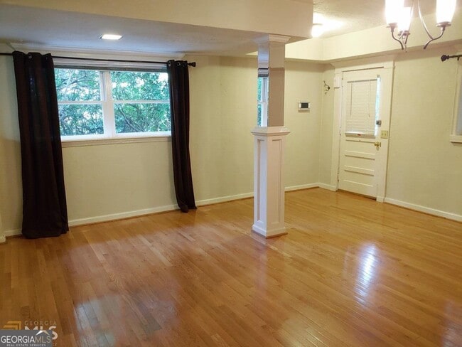 Building Photo - 76 Laurel Forest Cir NE