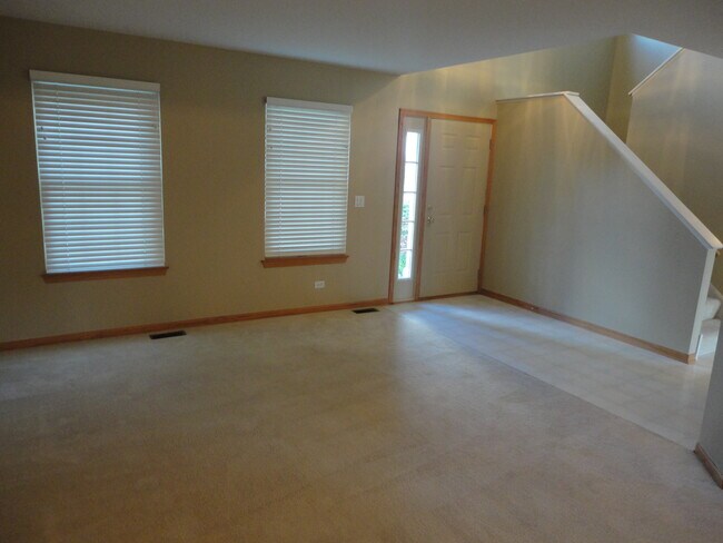 Foto del edificio - 10151 Bennington Drive