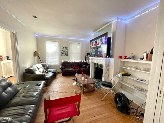 Foto del edificio - 1743 Commonwealth Ave