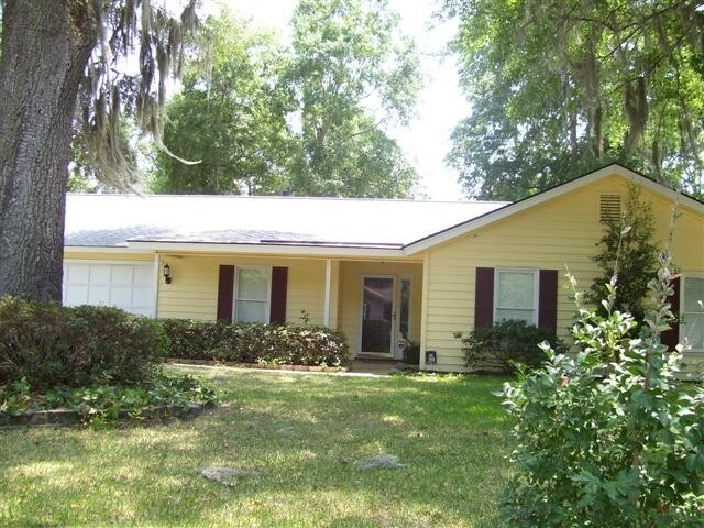 Primary Photo - 111 S Nicholson Cir