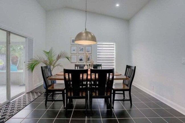 Foto del edificio - 6178 Garrett St