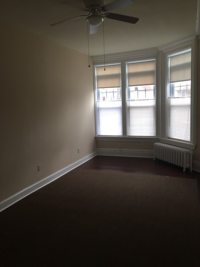 Foto del edificio - 149 Keyes Ave