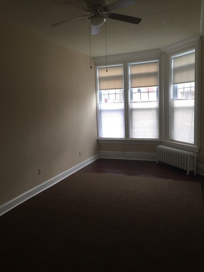 Building Photo - 149 Keyes Ave