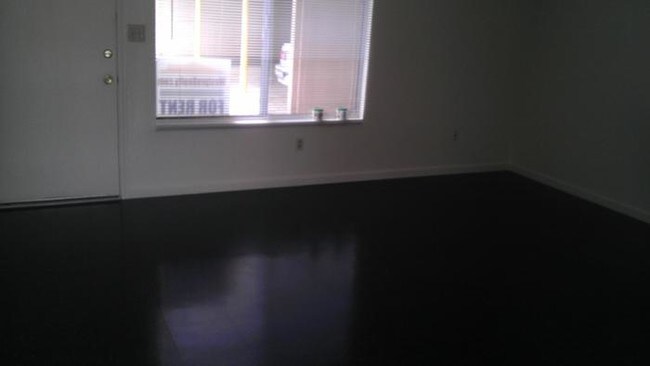 Foto del edificio - 1610 Sanford Ave