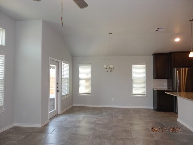 Building Photo - 7505 Loyd Neal Dr