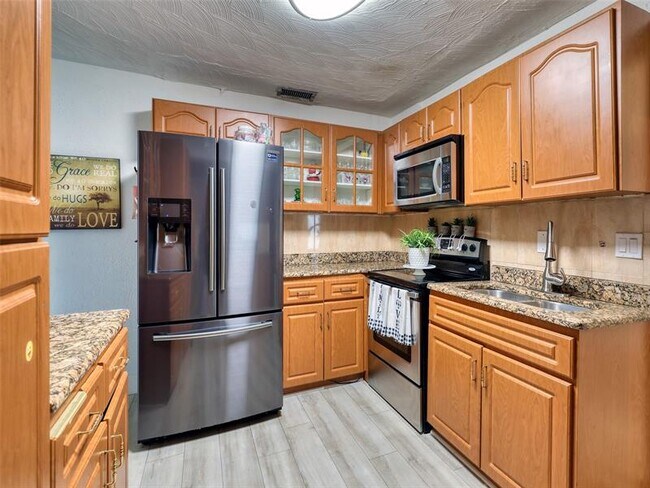 7809 Ramona St Miramar FL 33023 - 7809 Ramona St Miramar Fl Building Photo