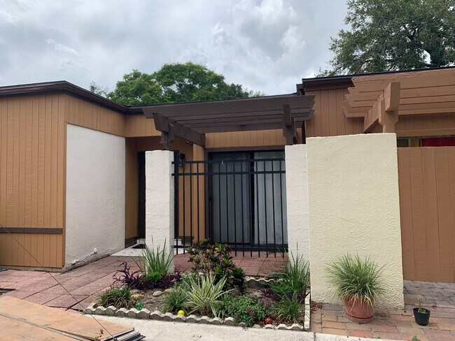 Foto del edificio - Well maintained townhome in Winter Park
