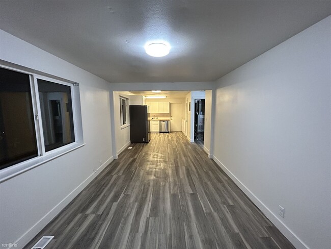 Building Photo - 2 br, 1 bath Duplex - 1208 Harris Avenue