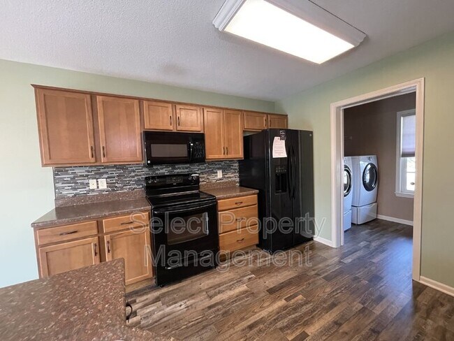 Foto del edificio - 12927 Cocoplum Ct
