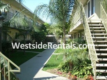 Primary Photo - 5560 Ackerfield Ave