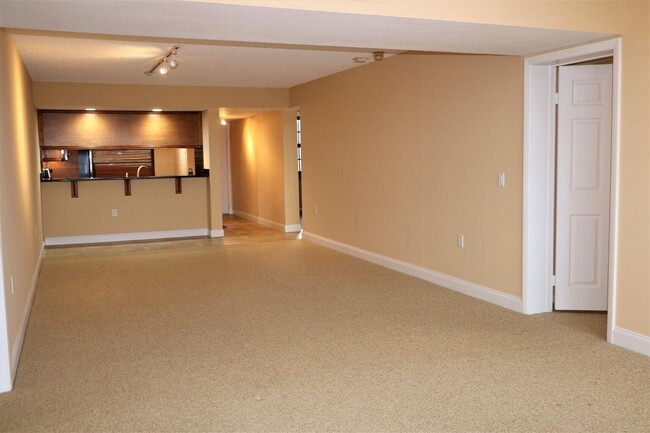 Foto del edificio - 3507 Village Blvd