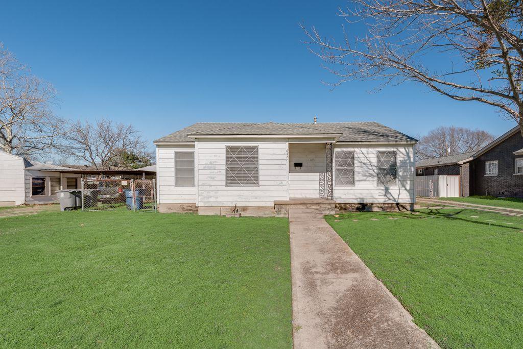 Foto principal - 6427 Christensen Dr