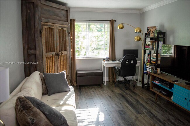 Foto del edificio - 8611 SW 68th Ct