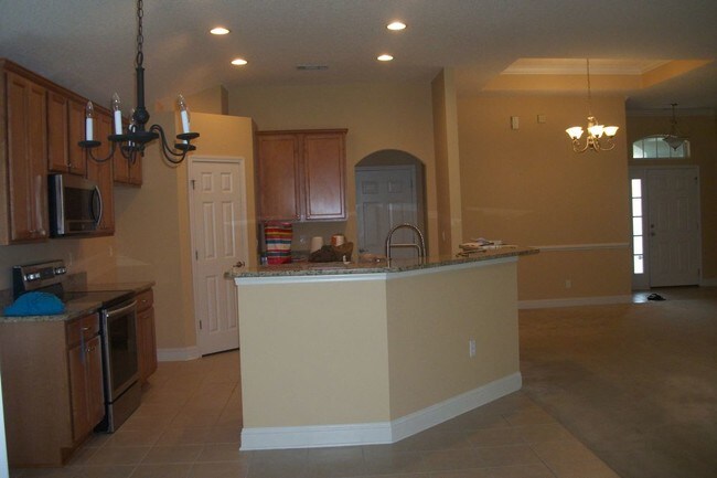 Building Photo - 767 Eagle Cove Dr