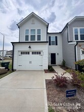 Building Photo - 492 Glen Clova Dr