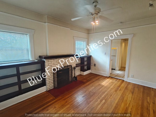 Building Photo - 233 N Jacobus Ave