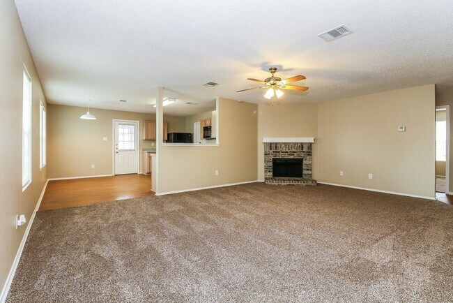 Building Photo - 4113 Hunters Creek Dr