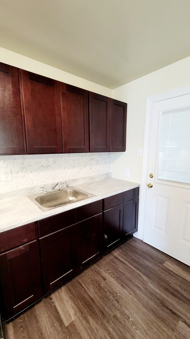 Foto del edificio - 3811 Larry St