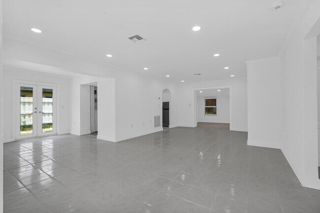 Foto del edificio - 6621 Perry St