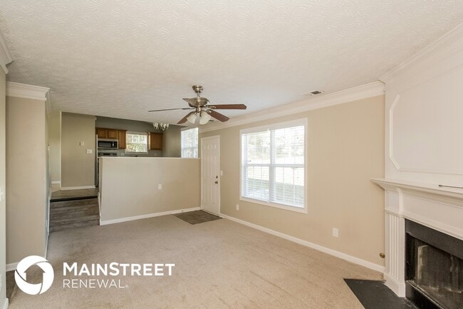 Foto del edificio - 4135 Shining Armor Dr