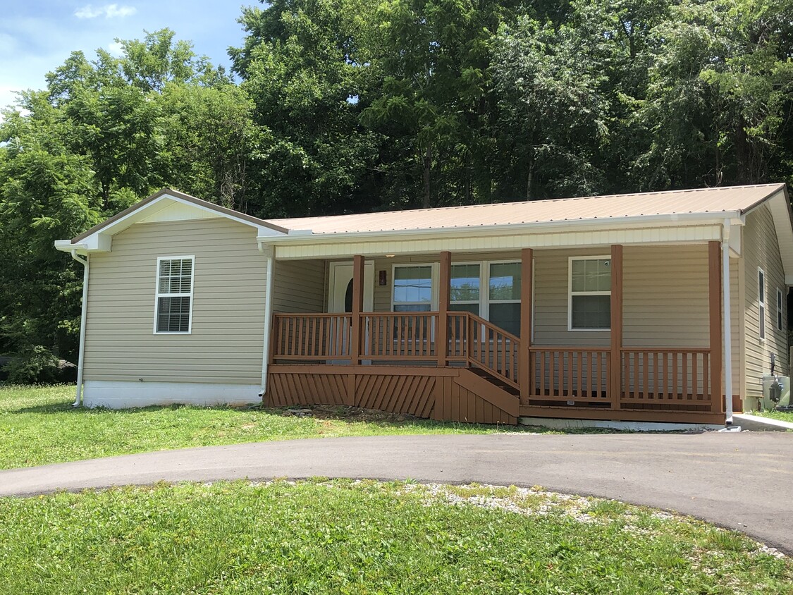 676 S Walnut Ave, Cookeville, TN 38501 - House Rental in Cookeville, TN ...