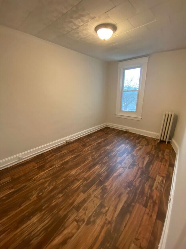 Building Photo - 2813 Presbury St