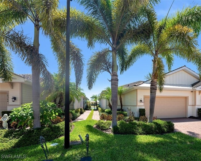Building Photo - 14940 Edgewater Cir