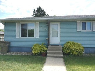 Building Photo - 818-820 6th St NE