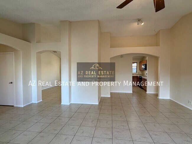 Foto del edificio - 8528 W Pershing Ave