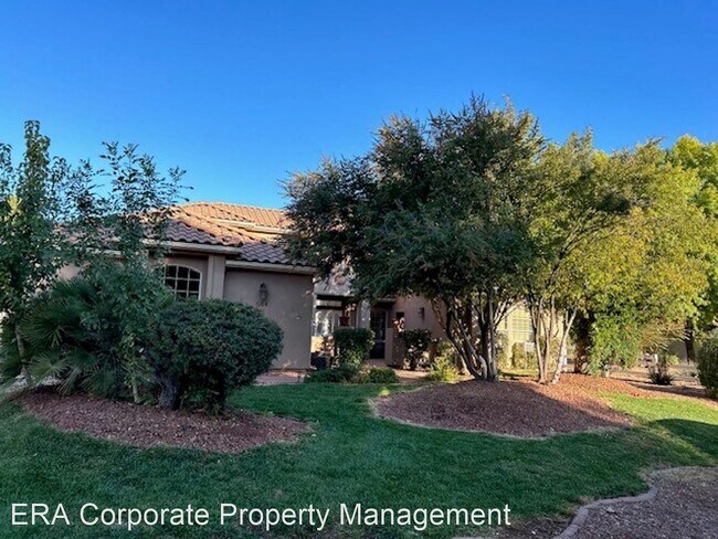Building Photo - 5 br, 6.5 bath House - 584 W. Mariposa