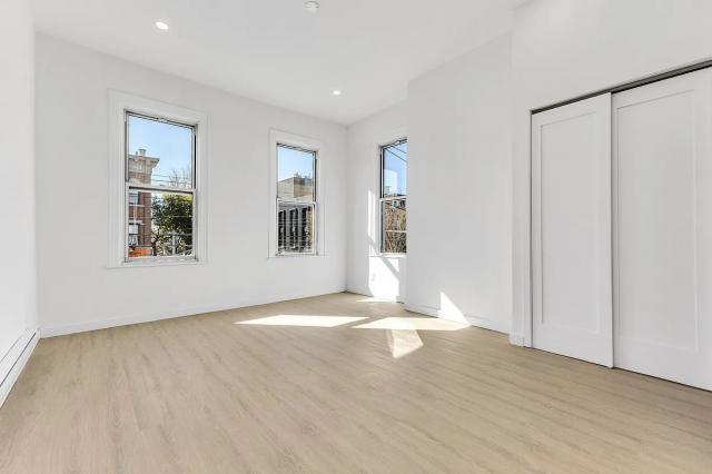 Foto del edificio - 2 bedroom in BROOKLYN NY 11237