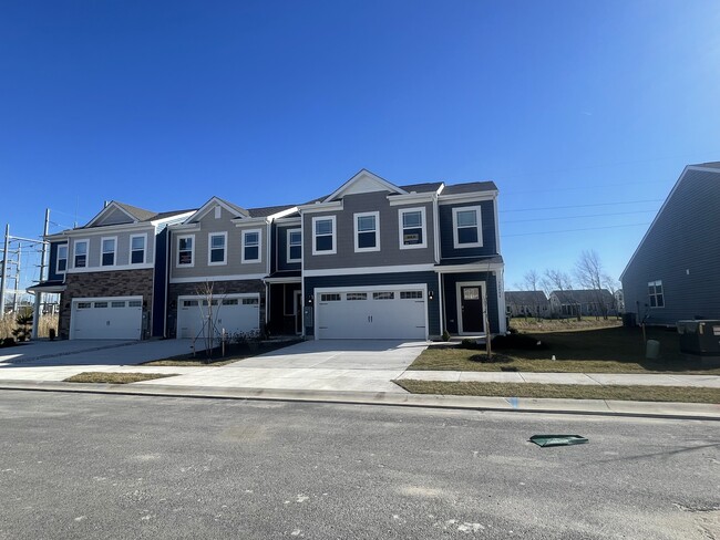 Building Photo - 32088 Sand Bank Ln