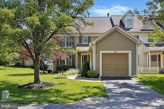 Building Photo - 701 Kilduff Ct