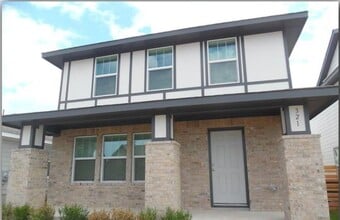 Building Photo - 321 Keefer