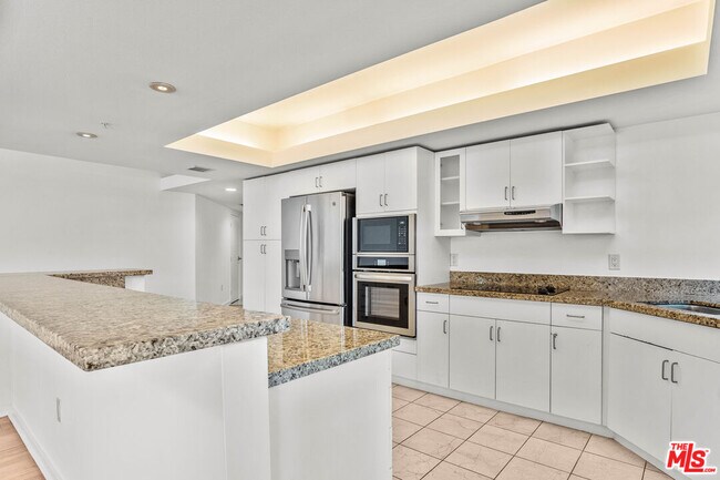 Foto del edificio - 13700 Marina Pointe Dr