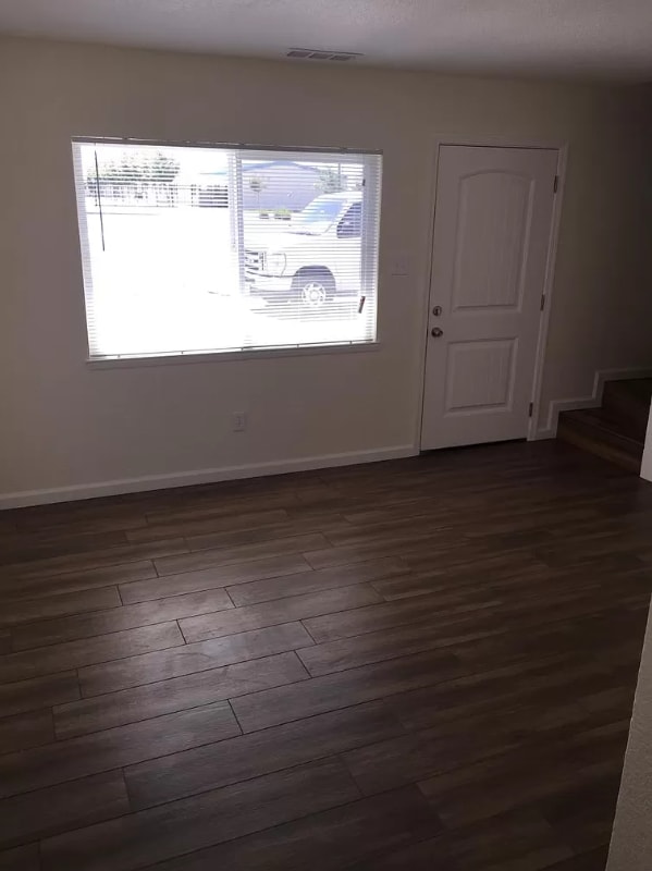 Building Photo - 1812 N Tracy Blvd