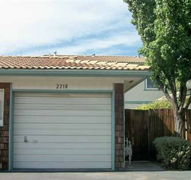 Building Photo - 2218 Cannonball Rd