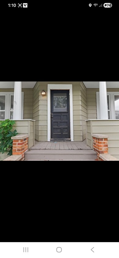 Foto del edificio - 408 E Washington St