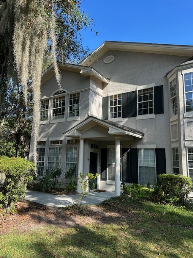 Building Photo - 4 Indigo Run Dr