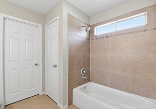 Building Photo - 19706 Bluff Canyon Way