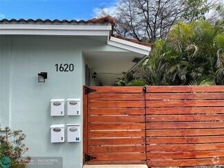 Building Photo - 1620 NE 20th Ave