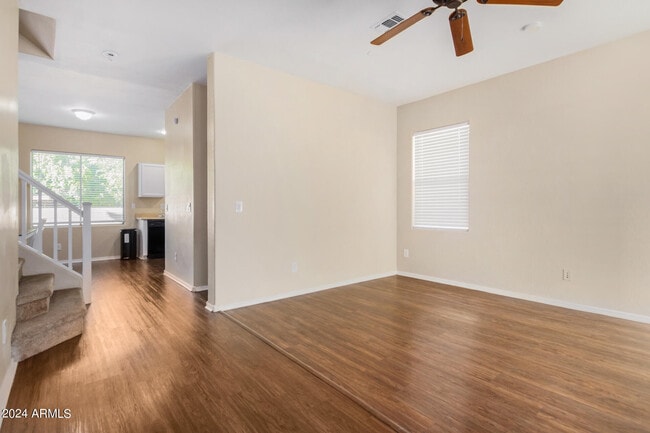Building Photo - 3538 W Marconi Ave