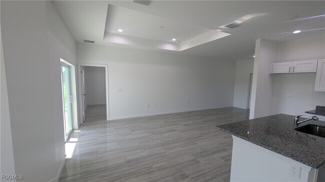 Foto del edificio - 1027 Eisenhower Blvd