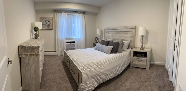 View of decorated bedroom - Brookwood at Ridge