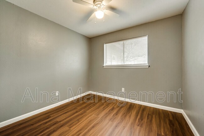 Building Photo - 3715 Maxwell Ct