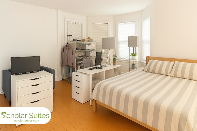 Photo - 86 Linden St Townhome