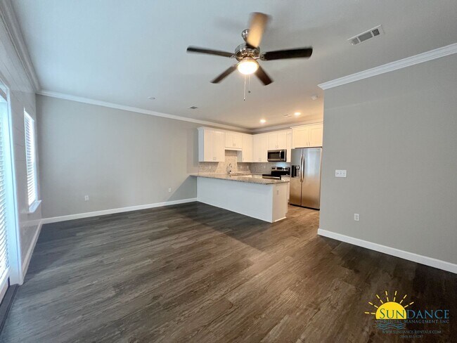 Foto del edificio - Custom Fort Walton Beach Townhouse in Gated Community!