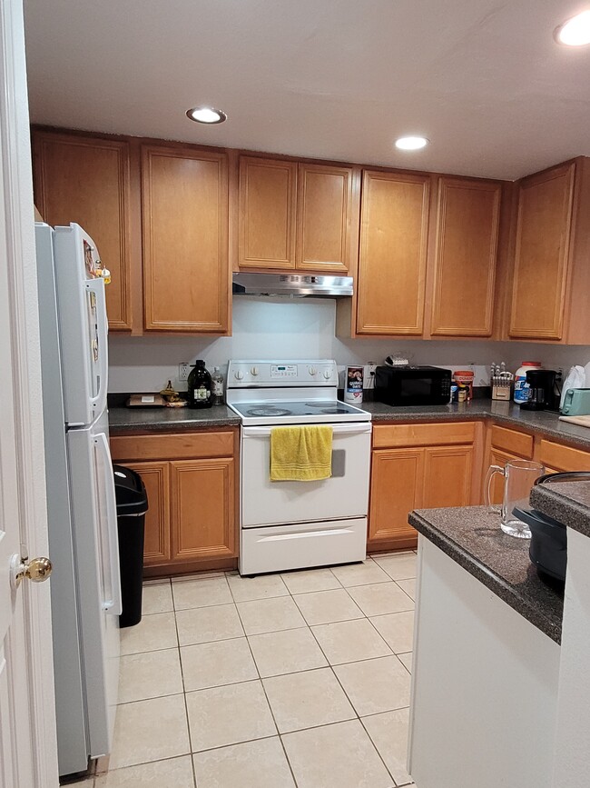 Foto del edificio - 5309 Aloha Seed Dr