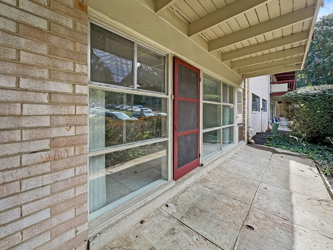 Building Photo - 4317 Americana Dr